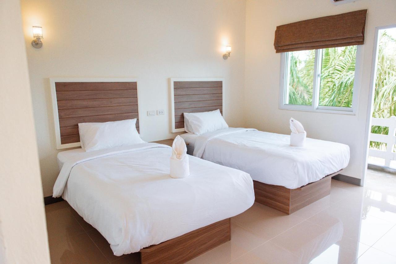 One Chumphon Hotel Esterno foto